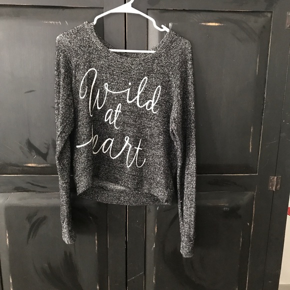 Stranded "Wild at Heart" Lightweight sweater - Picture 2 of 3